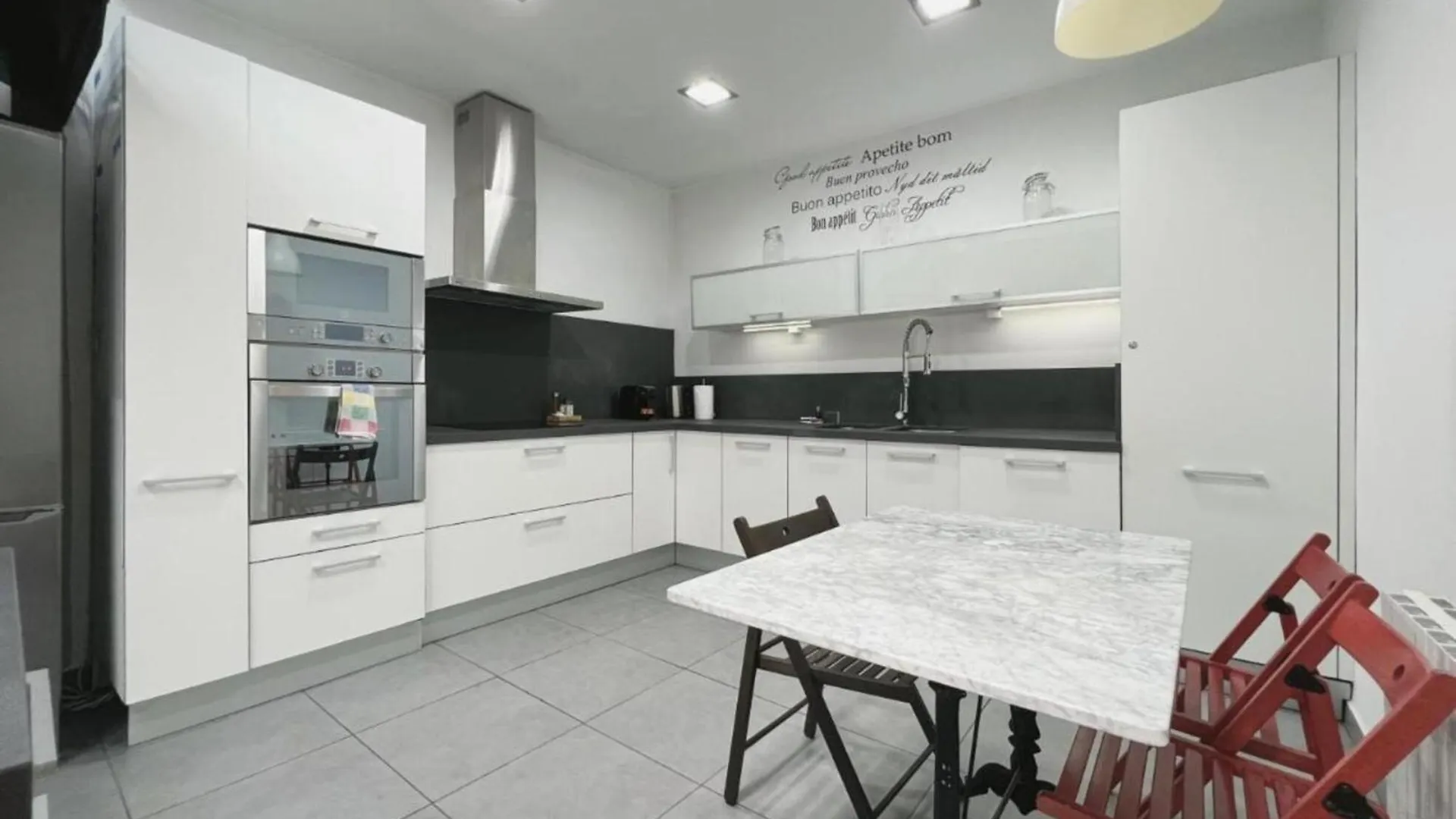 Penthouse With Amazing Terrace, 9P 3Bd Apartment Barcelona Spain